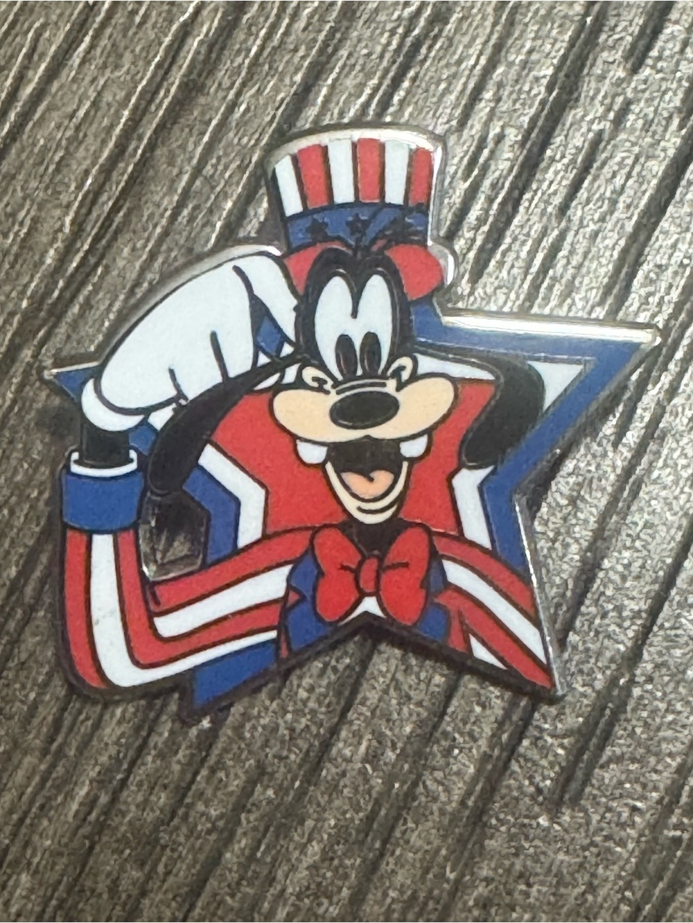 5/$25 Disney Patriotic Goofy Pin